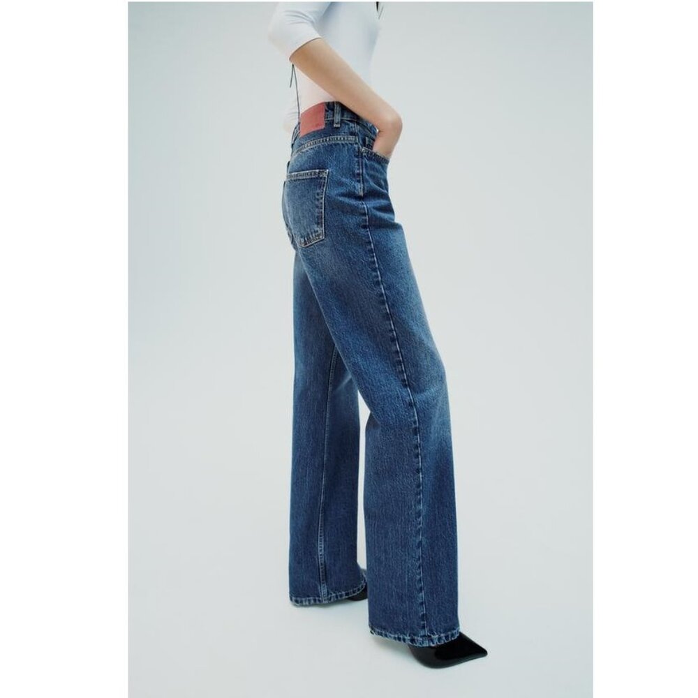 ZARA High Waist Flared Jeans - Picture 2 of 7